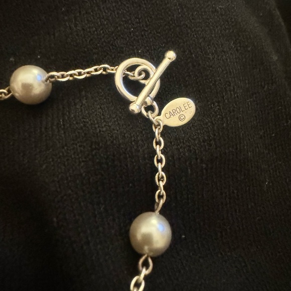 Beautiful Gray Pearl Earrings and Necklace set - Picture 2 of 7